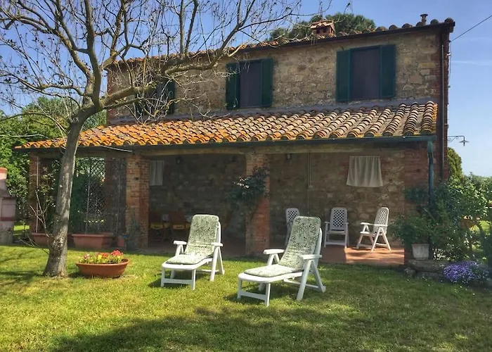 Casa Con Ampio Giardino - Minimo 3 Notti